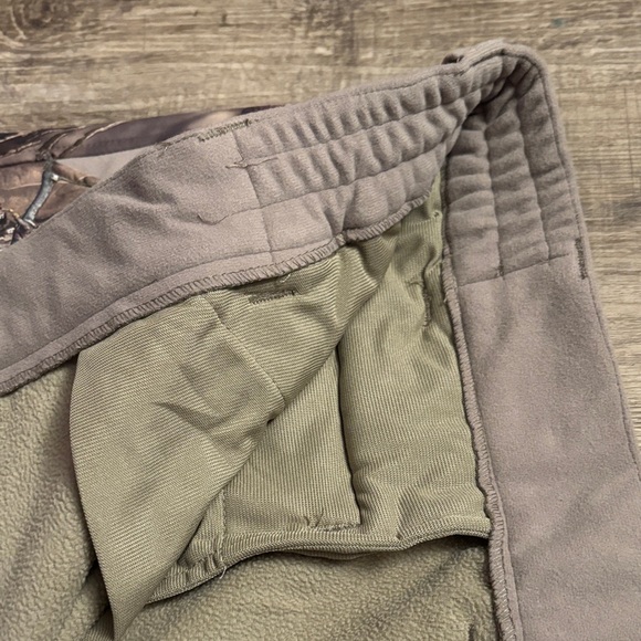 Mossy Oak Camouflage Fleece Lined Outdoor Pants - Picture 13 of 17